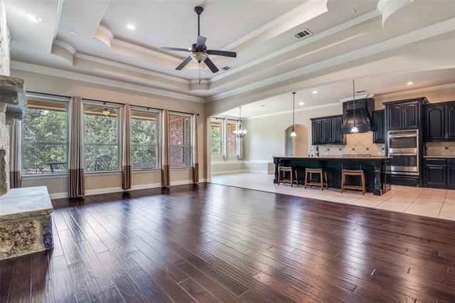 Building Photo - 715 Cornell Dr