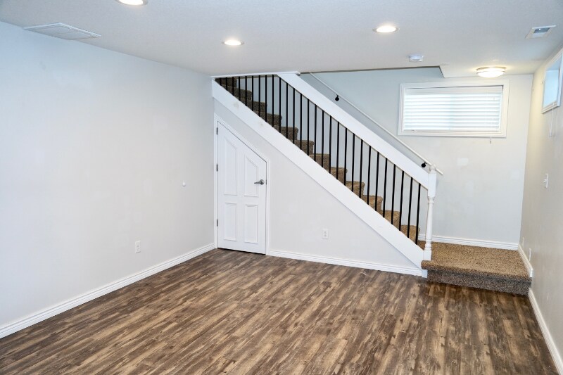 Building Photo - 2310 E St Vrain St