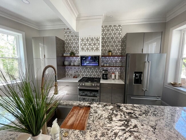 Building Photo - Stunning Furnished 3 Bedroom 3 Bath Condominium ON Piedmont Park!