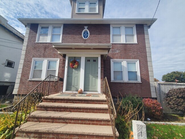 Building Photo - 1 Grayson St