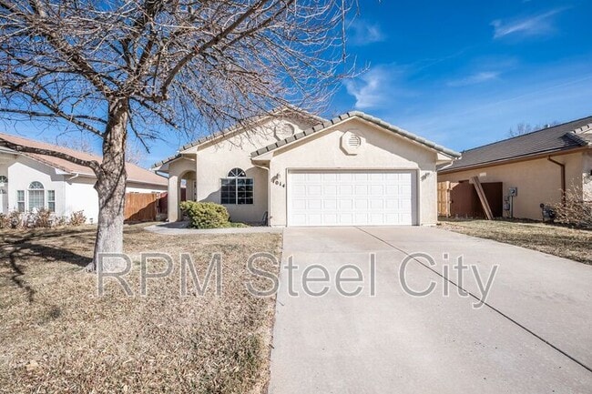 Building Photo - 1014 Pinecrest Dr