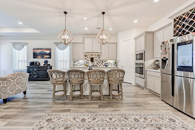 Building Photo - 4221 Davis Oak Dr