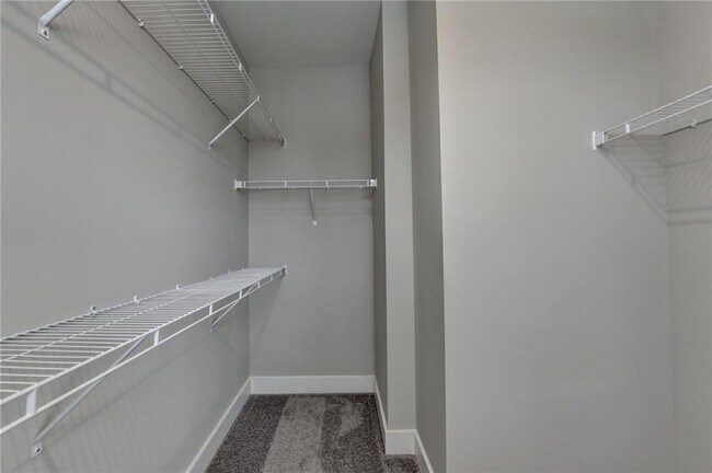 Building Photo - 106 Pinecone Pkwy