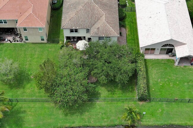 Building Photo - 4166 Wellington Shores Dr