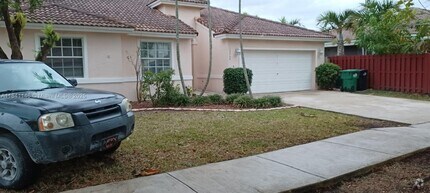 Building Photo - 15942 SW 146th Terrace
