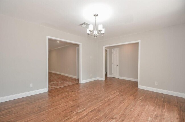 Building Photo - 8910 Reamer St