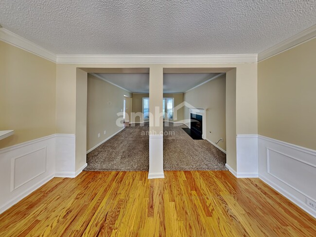 Building Photo - 4476 High Gate Ct NW