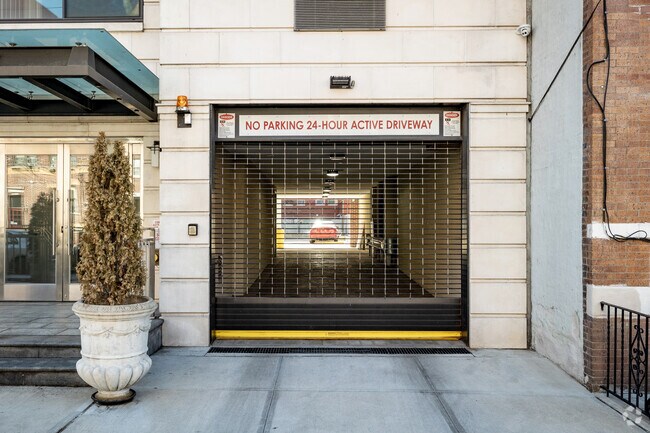 Building Photo - SoFo Tower