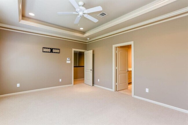 Building Photo - Stylish 3-Bedroom Home in Prime Houston Location!