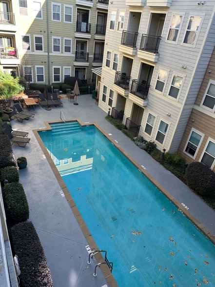 Building Photo - 2020 5th Ave S