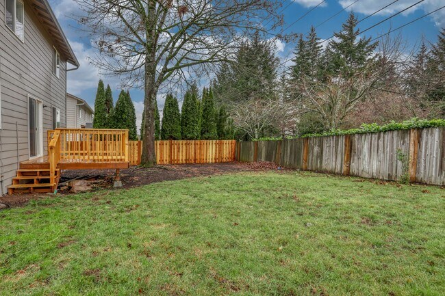 Building Photo - Spacious Camas Home Near Parks, Dining & Shopping