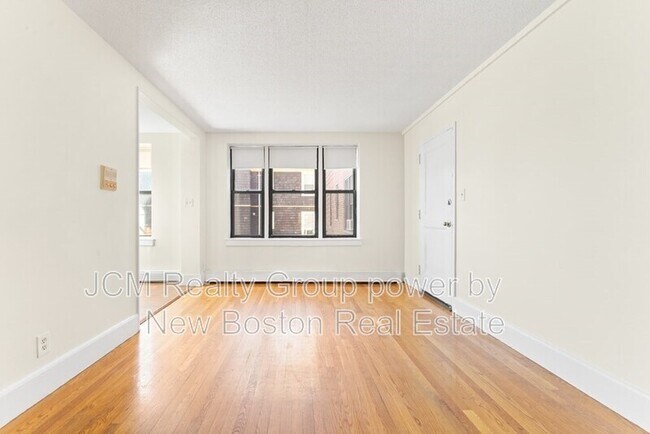 Building Photo - 11 Victory Rd