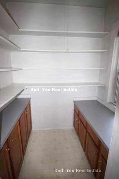 Building Photo - 296 Highland Ave