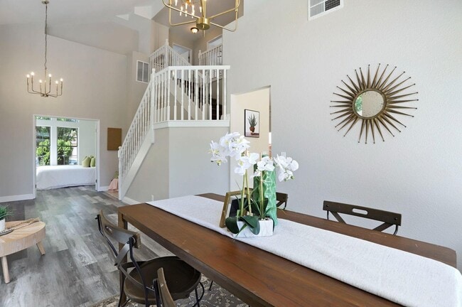 Building Photo - 2056 Middle River Dr