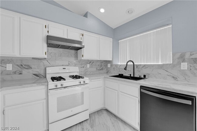 Building Photo - 7721 Rockfield Dr