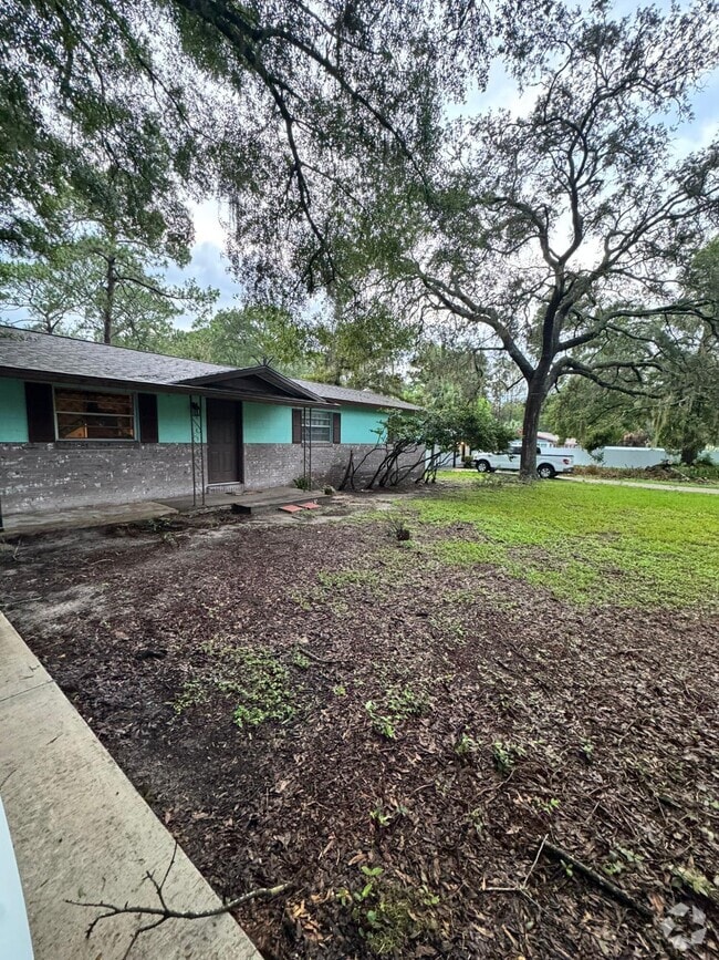 Building Photo - 4460 NE 25th Ave