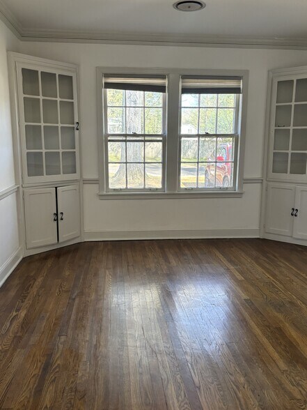 Building Photo - 3659 Highland Park Pl