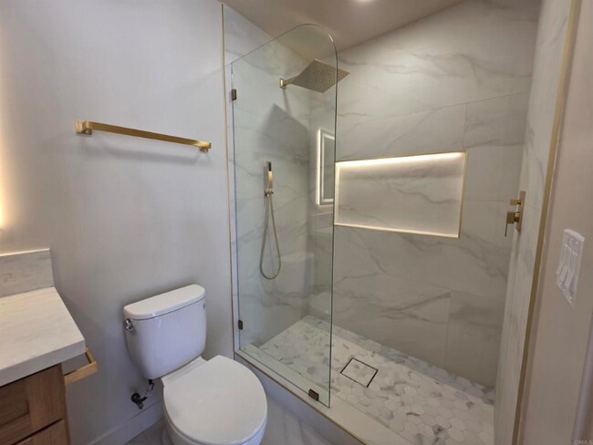 Building Photo - 1196 Danober Dr