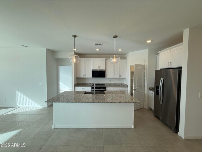 Building Photo - 7433 E Cozy Cottage Ln