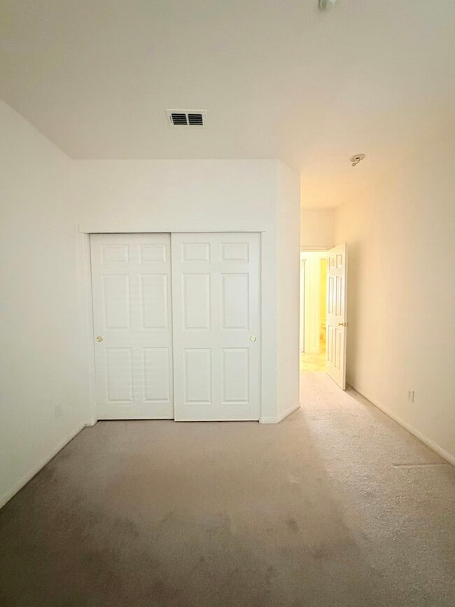 Building Photo - 1208 Landover Ct