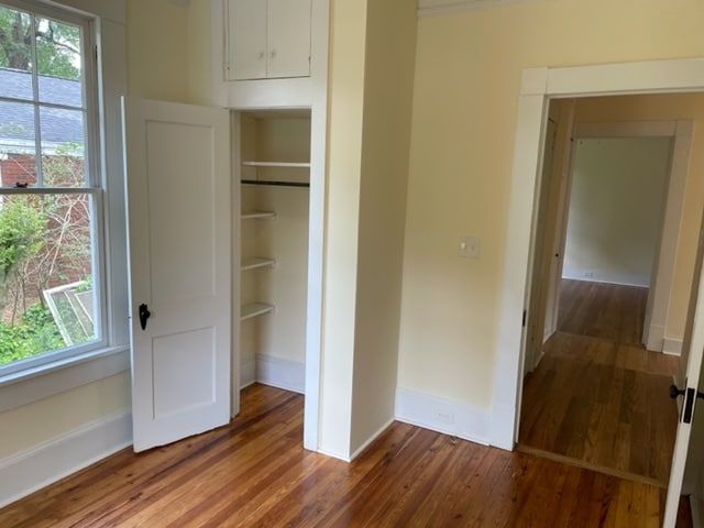 Building Photo - 456 Morton Ave