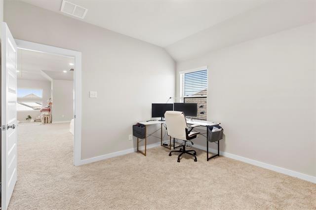 Building Photo - 615 Cottage Wood Dr