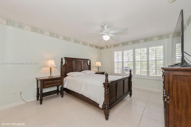 Building Photo - 8163 Montserrat Pl