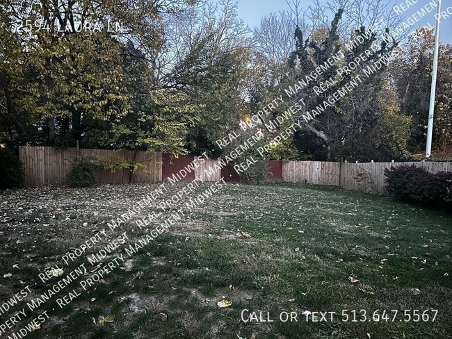 Building Photo - 2594 Laura Ln