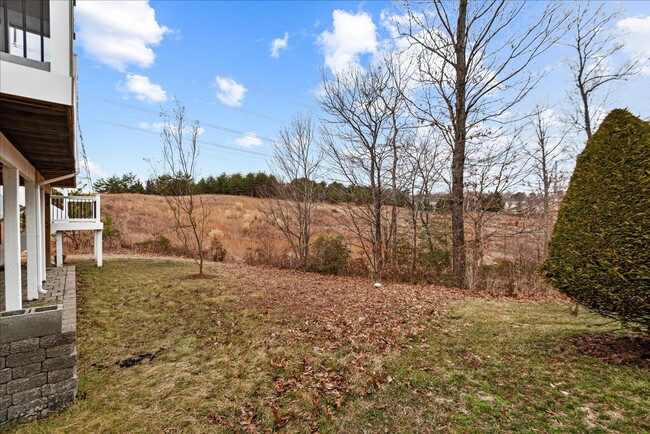 Building Photo - 3 Bed 3 Bath in 55+ Four Seasons Dumfries, VA