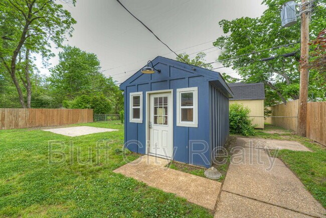Building Photo - 4560 Boyce Rd