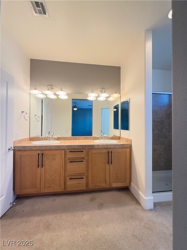 Building Photo - 9050 W Tropicana Ave