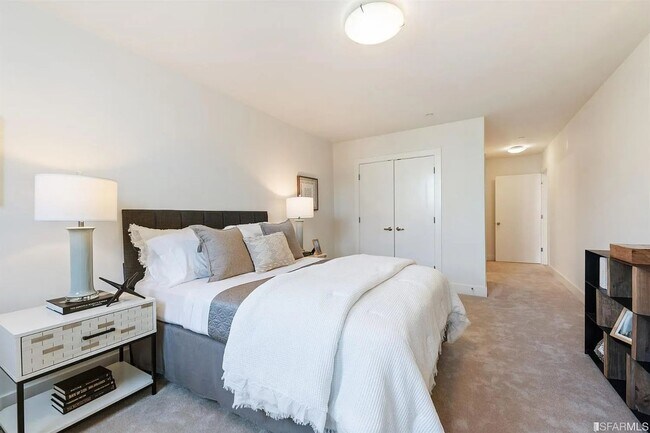 Building Photo - 1277 Howard St