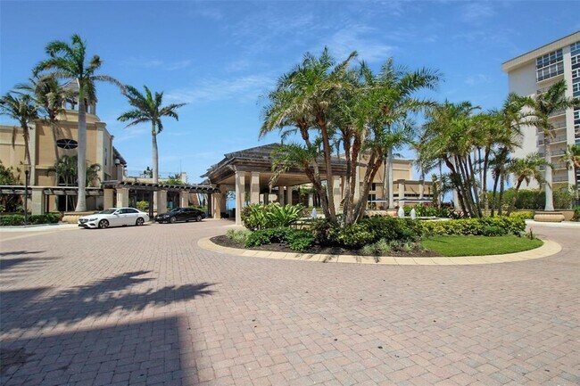 Building Photo - 1300 Benjamin Franklin Dr