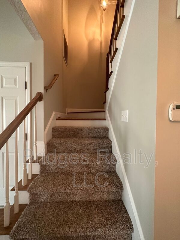 Building Photo - 900 Bryan Cir
