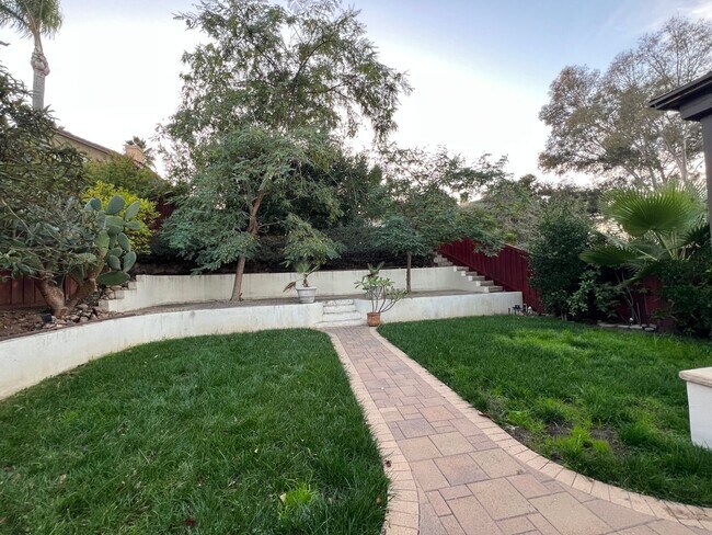 Building Photo - Beautifully Remodeled Poway Home