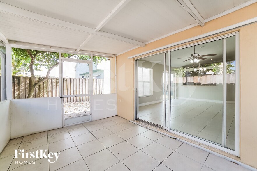 Building Photo - 6429 French Angel Terrace