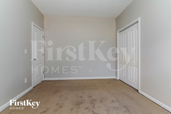 Building Photo - 1252 Clearwater Dr