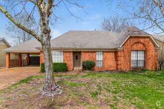Building Photo - 7644 Valley Glen Dr