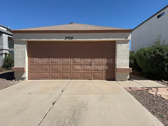 Building Photo - 3936 W Chama Dr