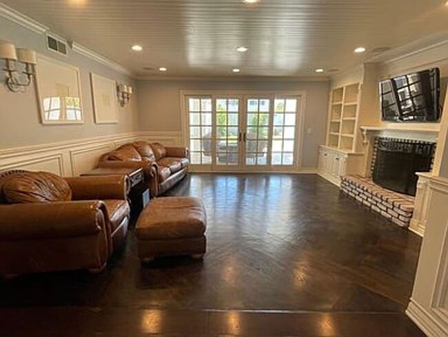 Building Photo - Westlake Village First Neighborhood Cul-De-Sac Home ** Non-Smoking Home/Property**