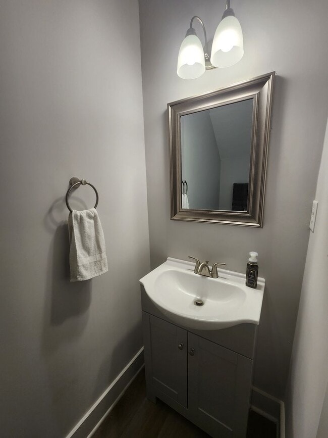 Building Photo - 3 Bedroom Home in the Heart of Kannapolis