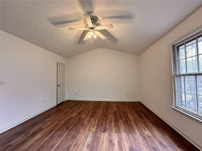 Building Photo - 1202 Grayland Dr