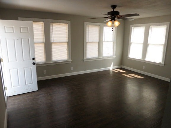 Main Living - 3113 Benelva Dr