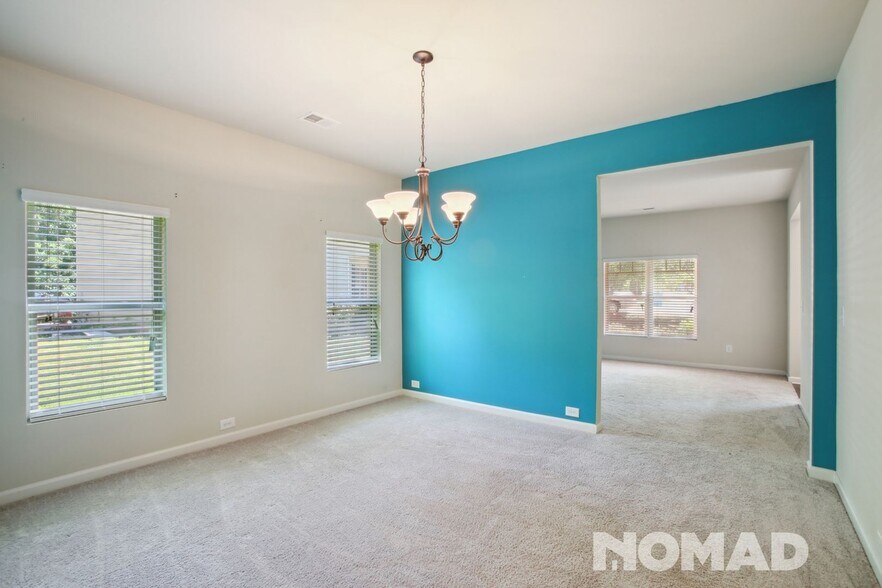 Building Photo - 283 Bandelier Cir