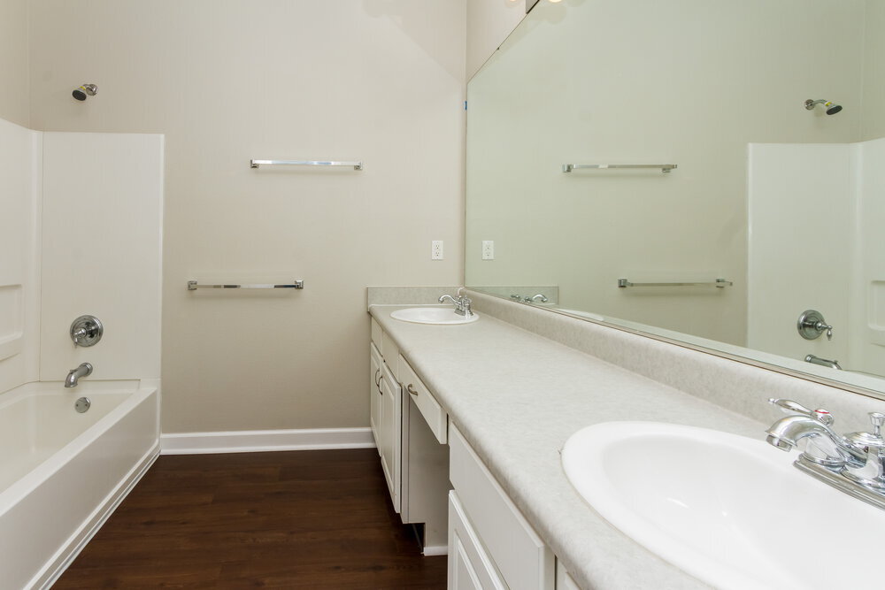 Building Photo - 9692 Stonewall Ln