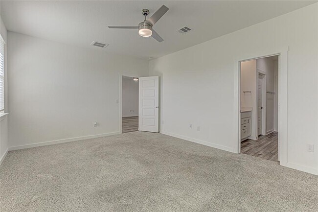 Building Photo - 301 Tequilana Pass