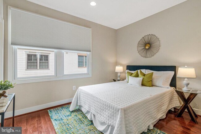 Building Photo - 4531 Westhall Dr