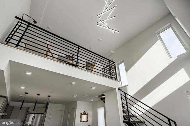 Building Photo - Hagert Street Estates