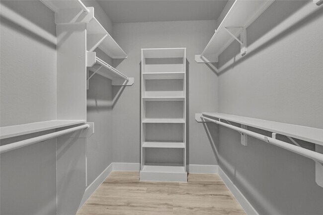 Building Photo - 7415 Hezekiah Ln