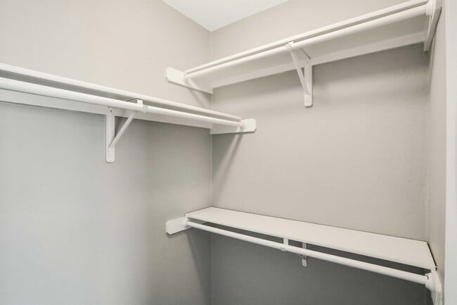 Building Photo - 9614 Nightjar Dr